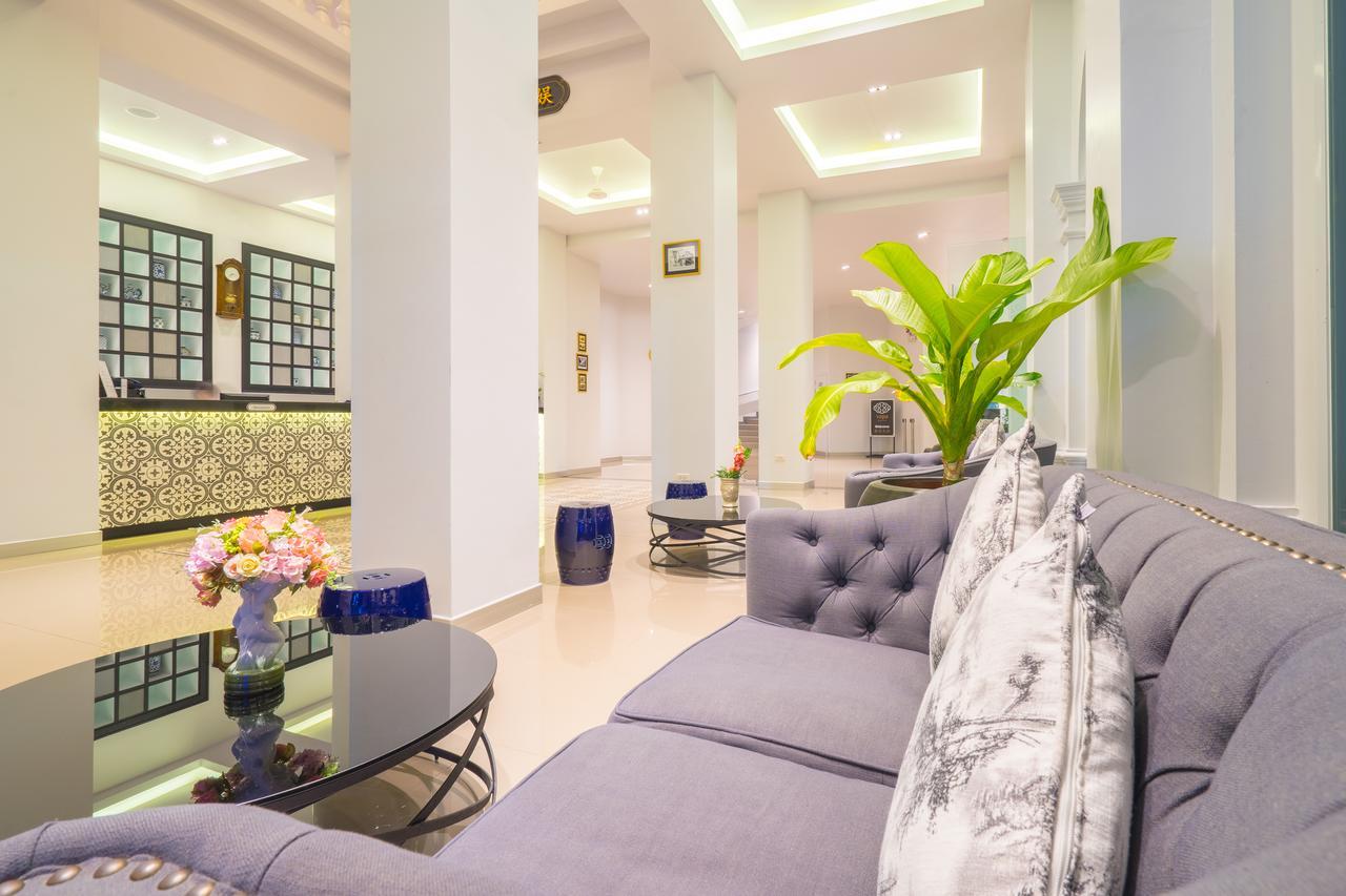 Vapa Hotel - Sha Extra Plus Phuket Exterior photo